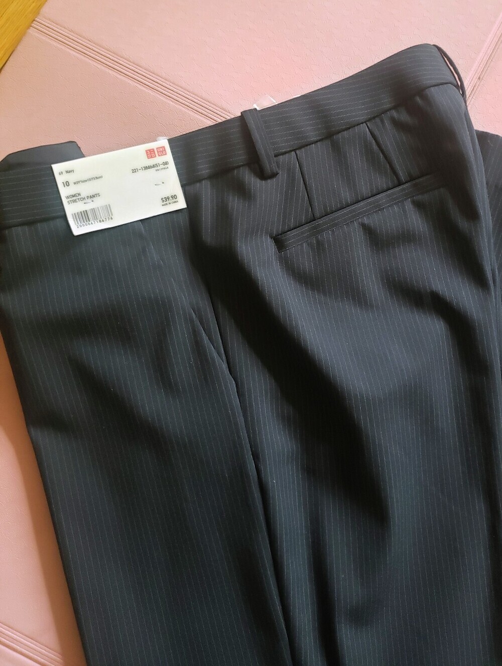 Uniqlo NWT Classic Tailored Straight Leg Trousers Pinstripe 10